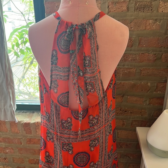 Patterned Dress - Picture 3 of 5